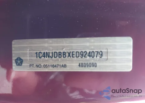 2014 Jeep Compass Sport из США, поврежденный, VIN 1C4NJDBBXED924079